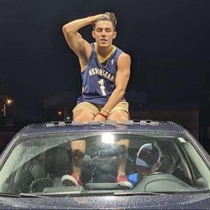 Meet your Posher, Ethan